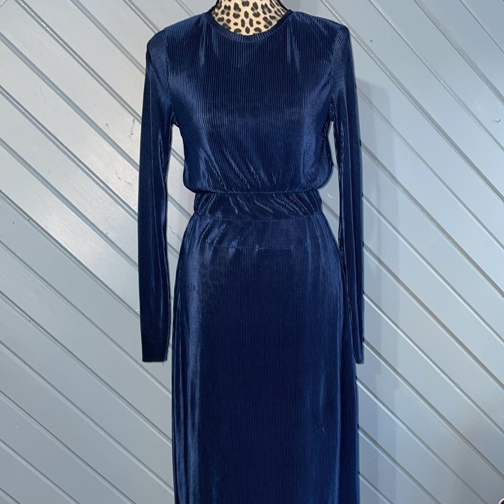 Zara gathered waist pleated navy light weight semi sheer long sleeve midi dress - Picture 4 of 13